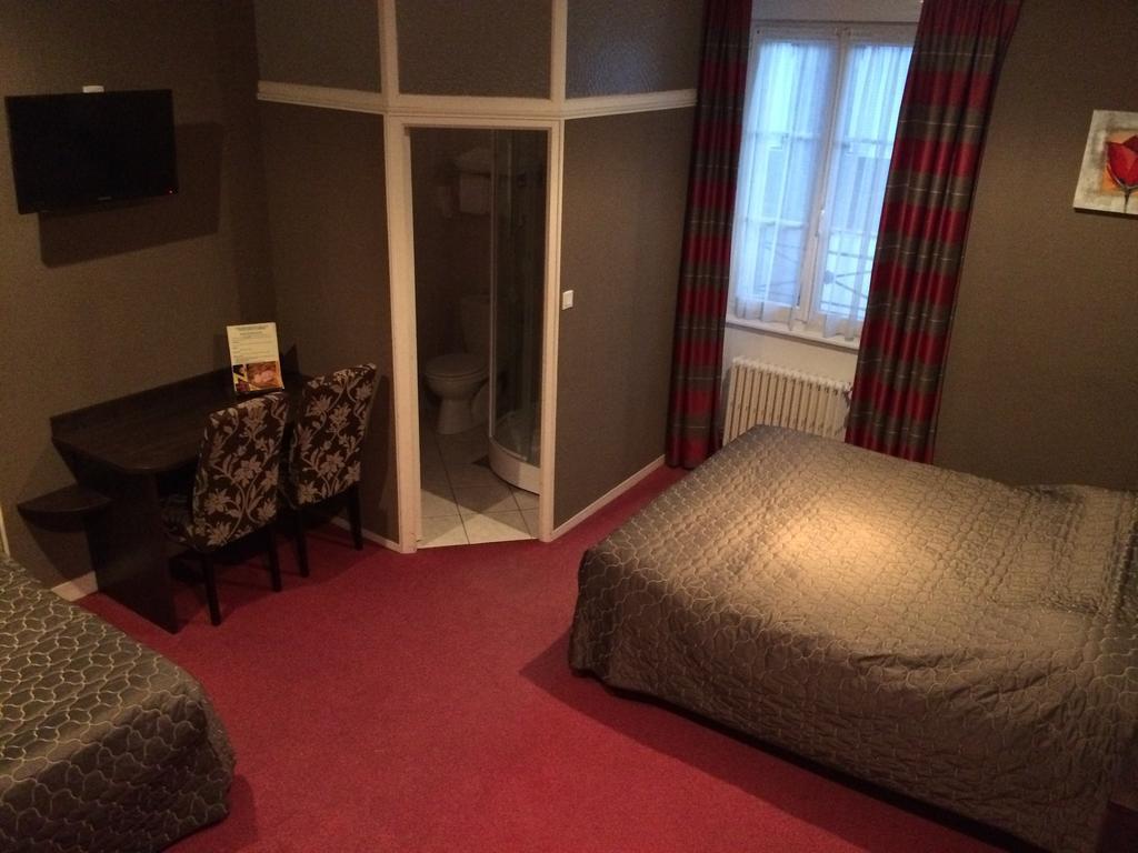 Hotel De La Croix D'Or Avranches Ngoại thất bức ảnh