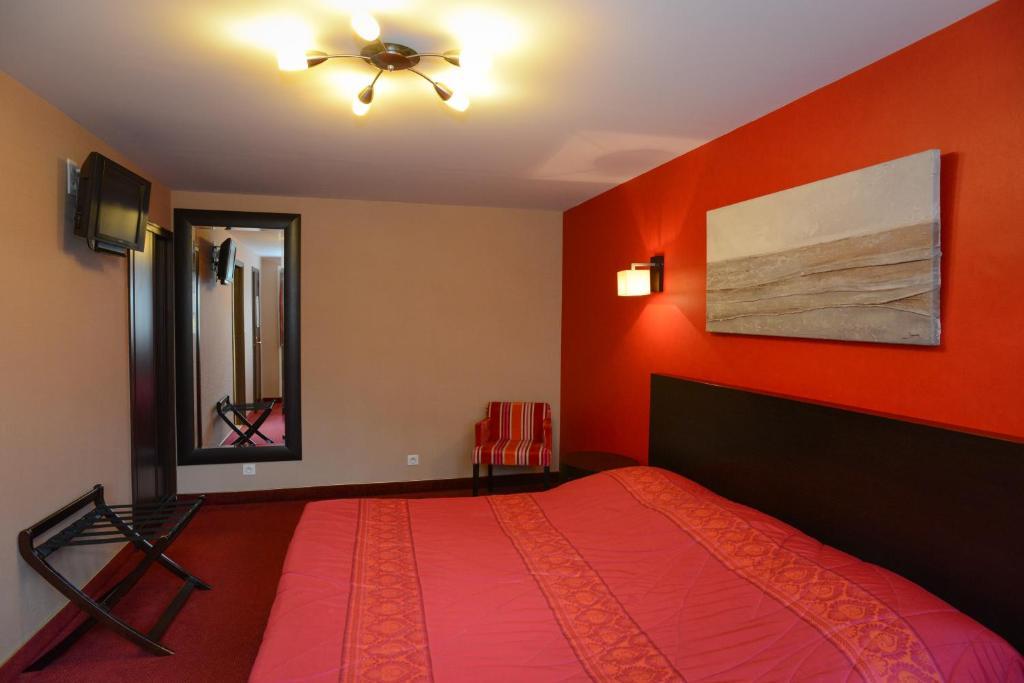 Hotel De La Croix D'Or Avranches Phòng bức ảnh