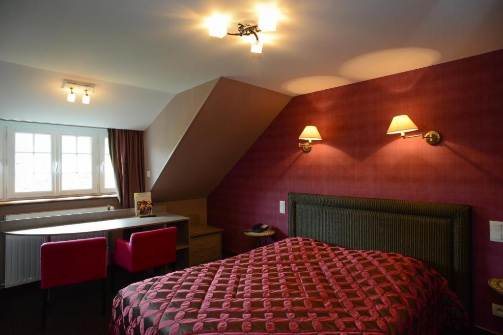 Hotel De La Croix D'Or Avranches Phòng bức ảnh