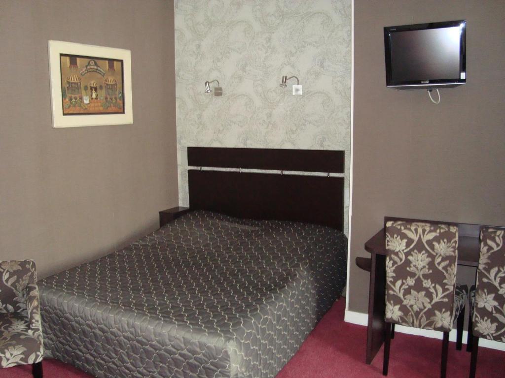 Hotel De La Croix D'Or Avranches Phòng bức ảnh