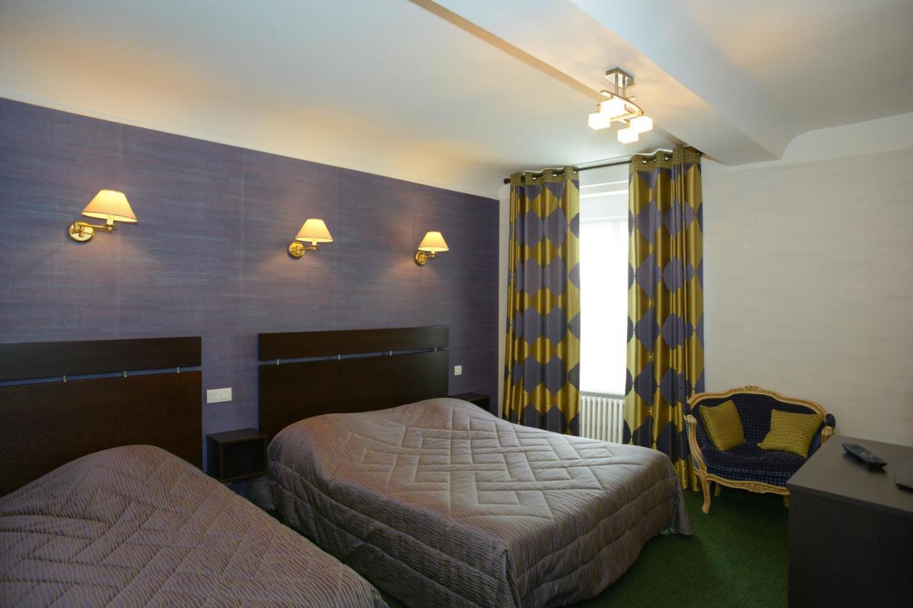 Hotel De La Croix D'Or Avranches Ngoại thất bức ảnh