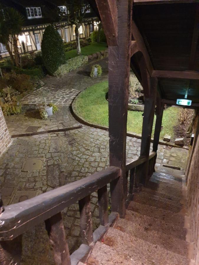 Hotel De La Croix D'Or Avranches Ngoại thất bức ảnh