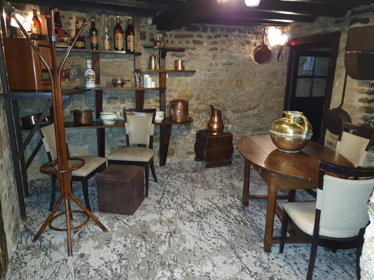 Hotel De La Croix D'Or Avranches Ngoại thất bức ảnh